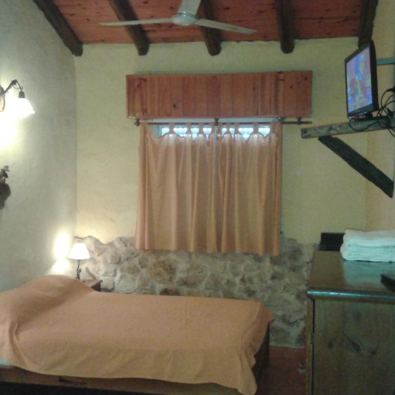 Petit Hotel - Double Room with Extra Bed - 3