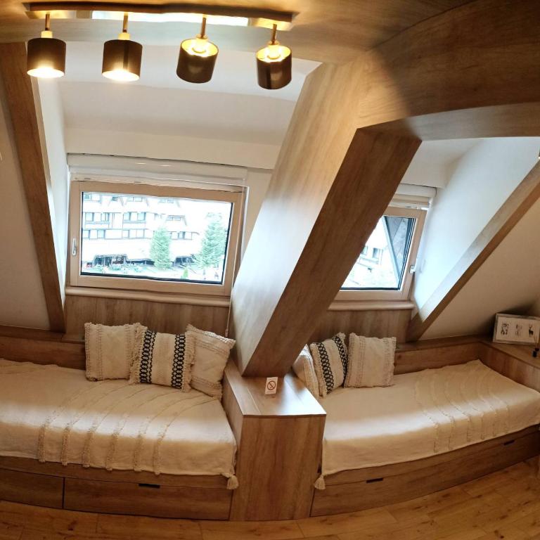 NevSki Apartments - Standard Triple Studio - 12