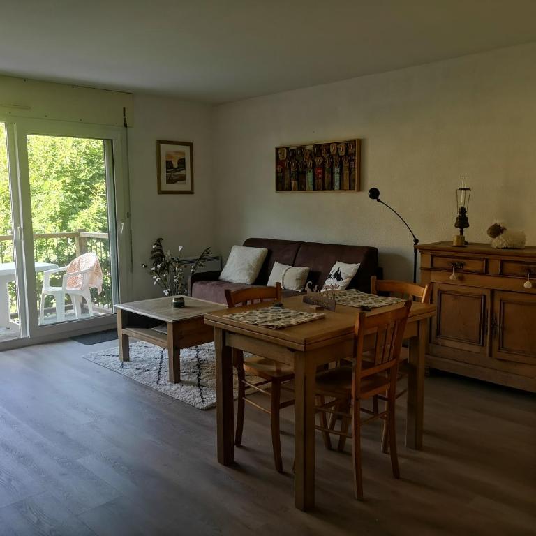 Appartement rénové proche de Luz Saint Sauveur 1chambre et 1 coin cabine - Appartement 1 Chambre - 8