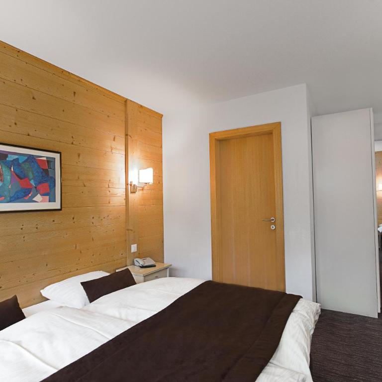 Hotel La Prairie - Chambre Quadruple Standard - 4