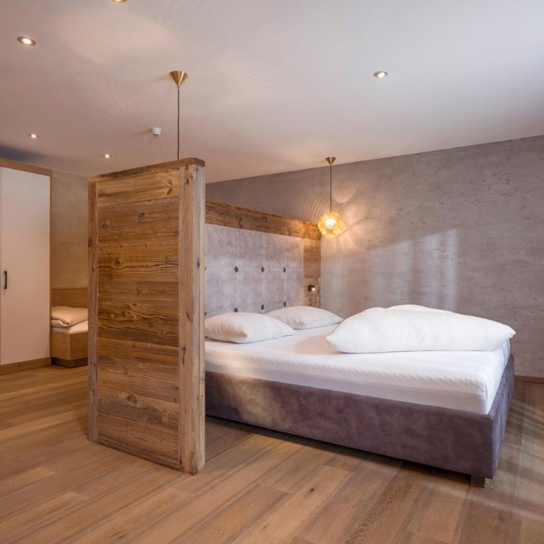 Familienparadies Sporthotel Achensee - FAMILIES ONLY - Familienzimmer Pluto Plus - 3