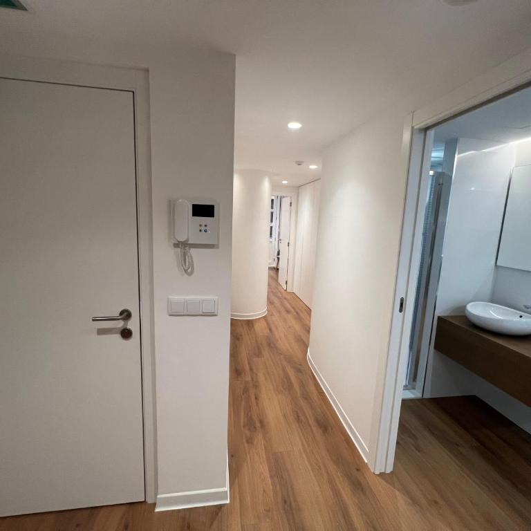 Old Town Flats Casa del Bisbe - Superior Apartment - 10