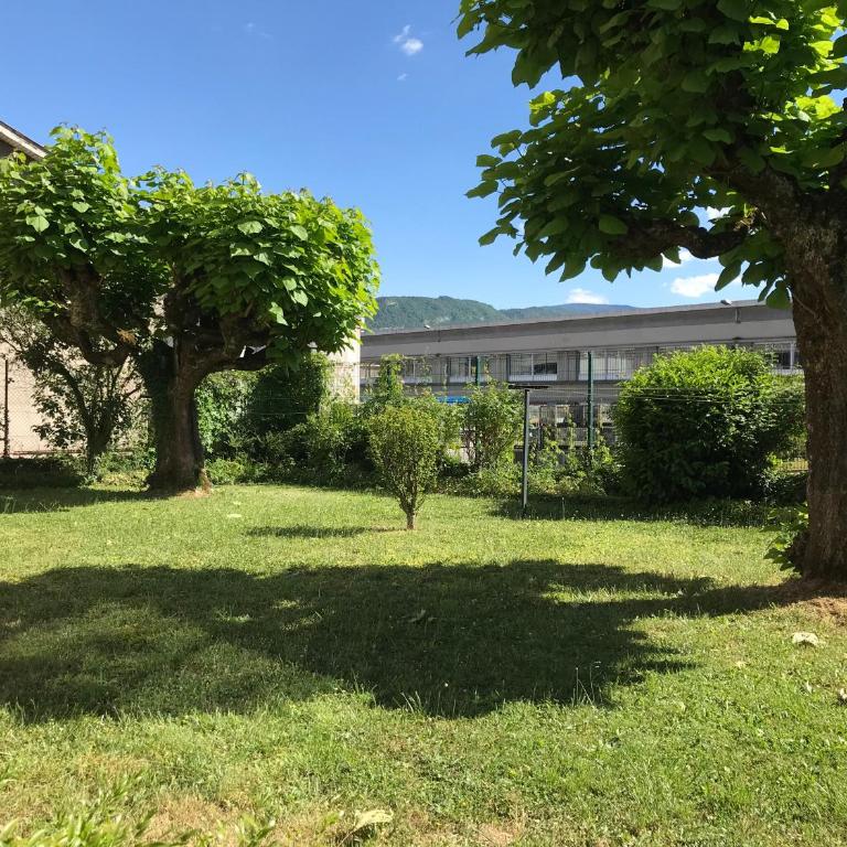 Un petit bout de rêve, balcon, parking & proche centre - One-Bedroom Apartment - 15