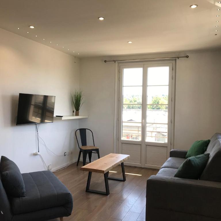 Un petit bout de rêve, balcon, parking & proche centre - One-Bedroom Apartment - 19