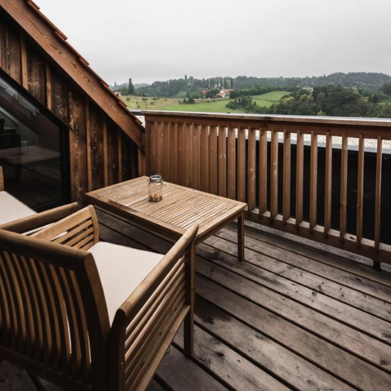 Weingut Kögl - Monolocale King con Divano-Letto - 16