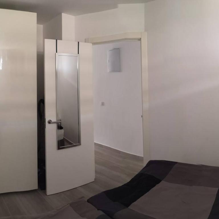 Top-Apartment in Apartamentos Danubio, 4 Etage, Poolblick und seitlicher Meerblick, Wohnzimmer und 1 Schlafzimmer, im Herzen von Playa del Inglés , Gran Canaria - One-Bedroom Apartment - 5