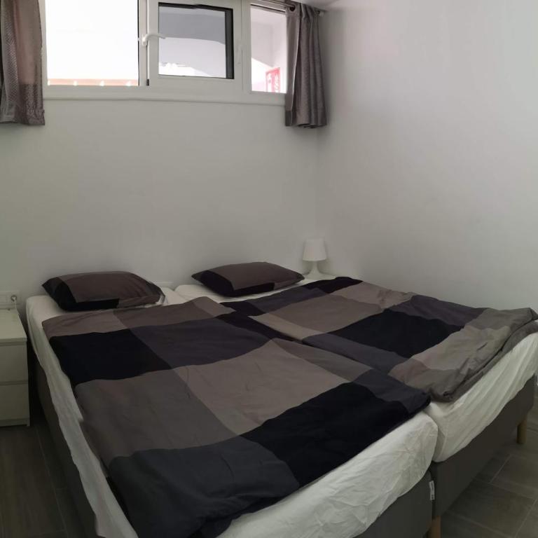 Top-Apartment in Apartamentos Danubio, 4 Etage, Poolblick und seitlicher Meerblick, Wohnzimmer und 1 Schlafzimmer, im Herzen von Playa del Inglés , Gran Canaria - One-Bedroom Apartment - 4