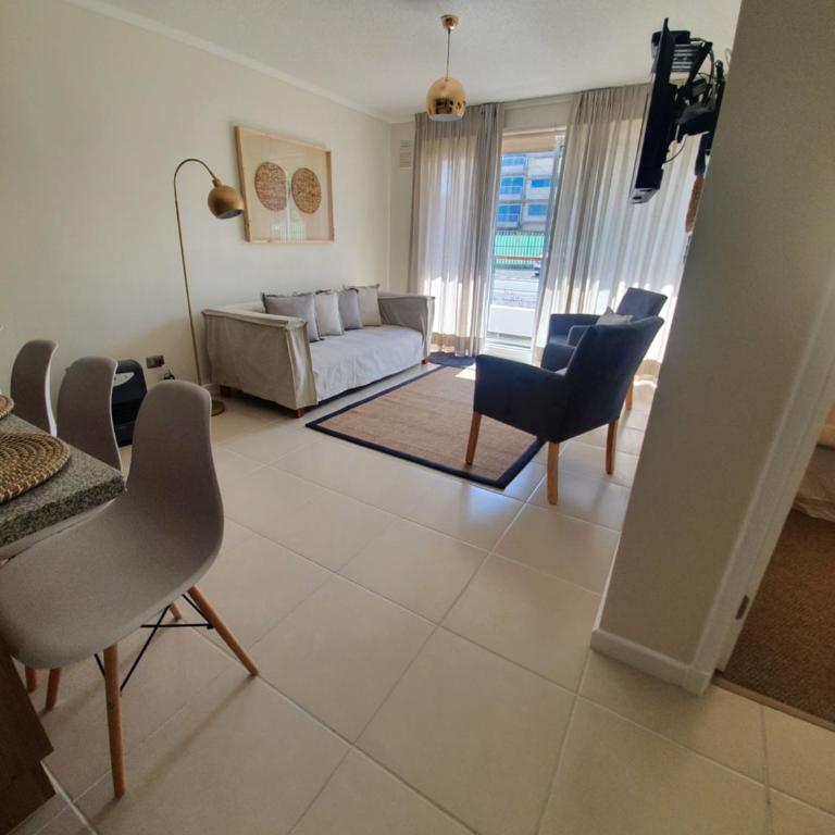 Hermoso Departamento - Three-Bedroom Apartment - 13