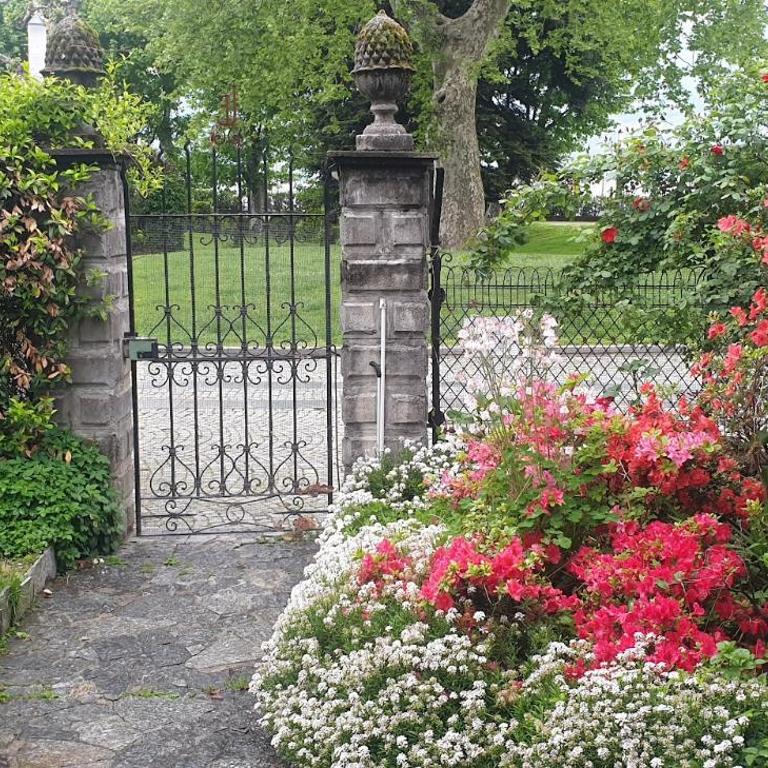 Villa Lago Groundfloor Lakefront Beach Garden Bike&Boat& Scooter Lake Como - Appartamento con 2 Camere da Letto - 40