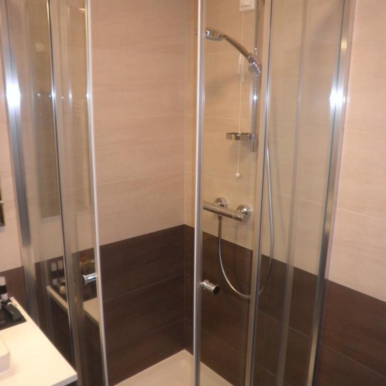Aparthotel Vucko - Lux Double or Twin Room - 2