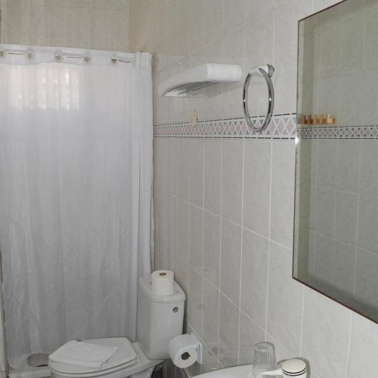 Villa las Flores - Habitación Doble Económica - 2 camas - 4