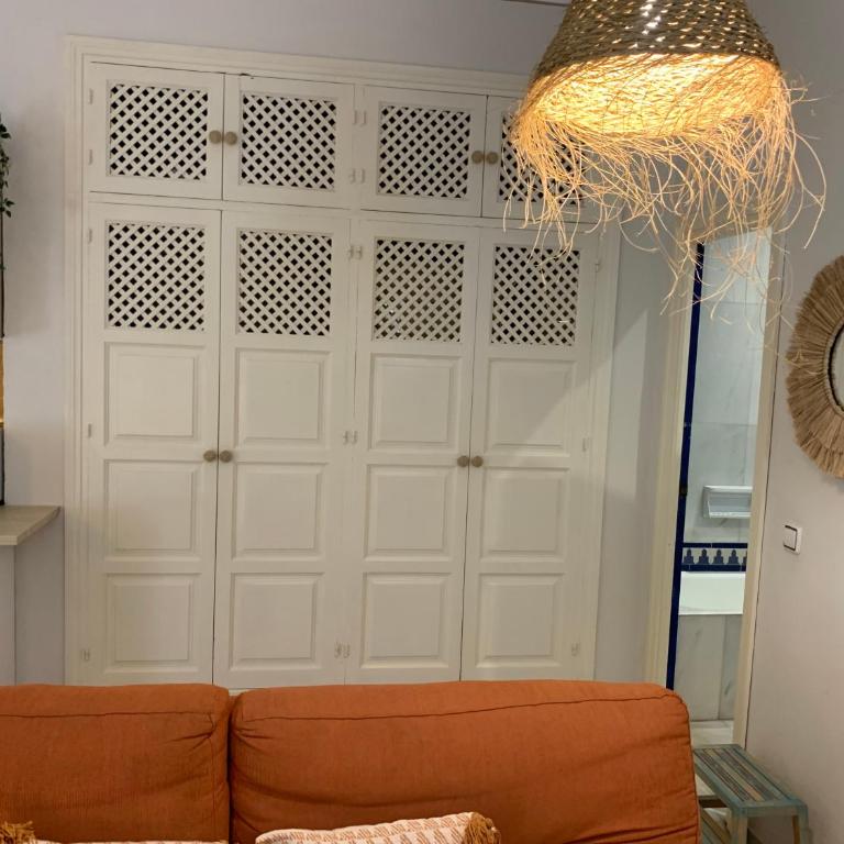 Lovely studio in Marbella close to Puente Romano - Apartamento de 1 dormitorio - 82