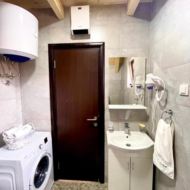 Lux Villas Zabljak - Two-Bedroom Villa - 22
