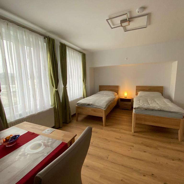 Private Zimmer HoAp - Apartment mit 1 Schlafzimmer - 3