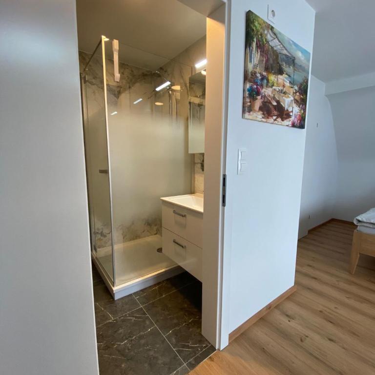 Private Zimmer HoAp - Apartment mit 1 Schlafzimmer - 8