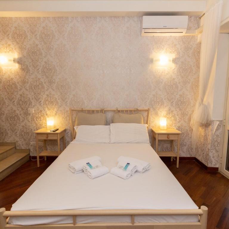 Aurelio Deluxe Rooms - Camera Matrimoniale Deluxe con Balcone - 10