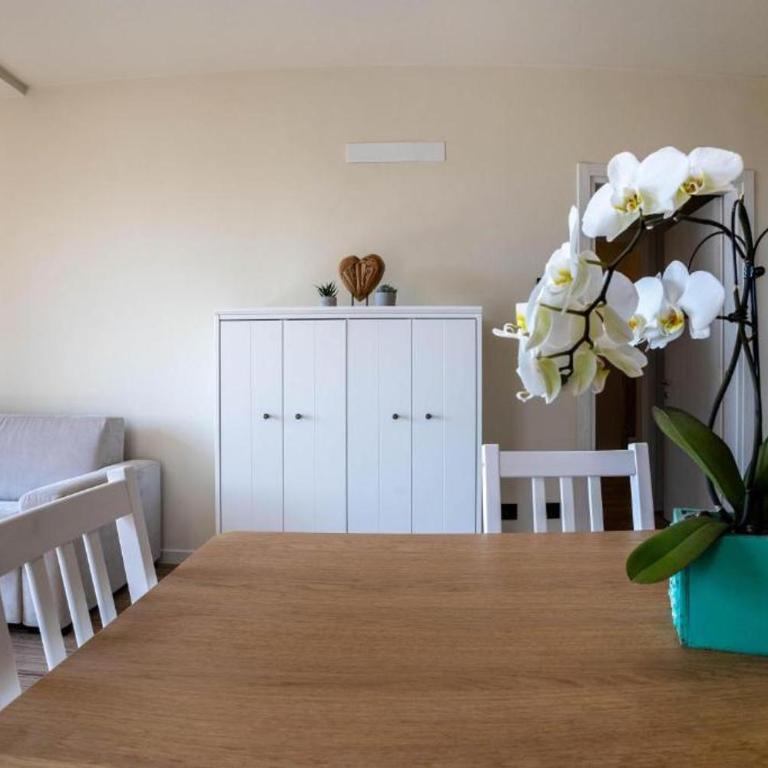 "Villa Giulia Nicole" Apartaments- Country House - Appartamento con Vista Lago - 19
