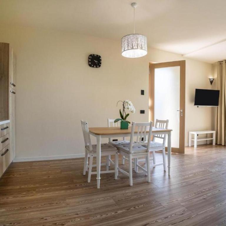 "Villa Giulia Nicole" Apartaments- Country House - Appartamento con Vista Lago - 20
