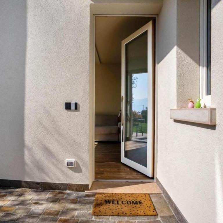 "Villa Giulia Nicole" Apartaments- Country House - Appartamento con Vista Lago - 24