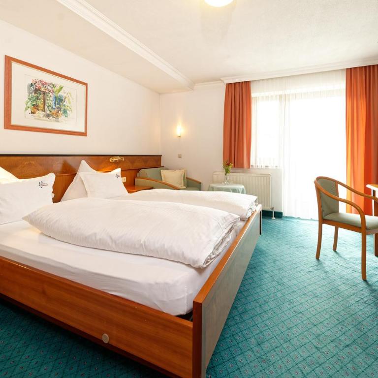 Hotel Edelweiss - Doppelzimmer mit Balkon - 2