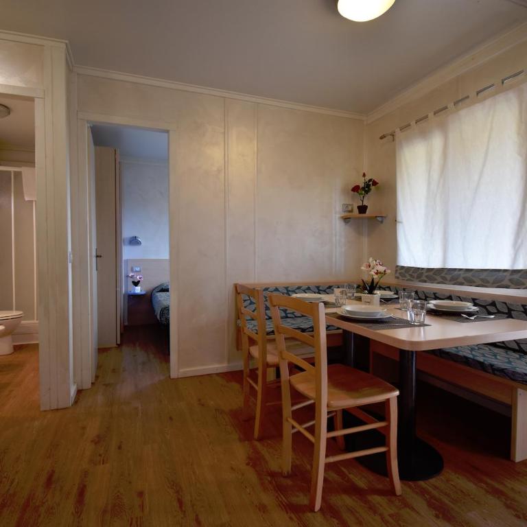 Agriturismo B&B Corte Tonolli - Casa Mobile Superior con 3 Camere da Letto - 10