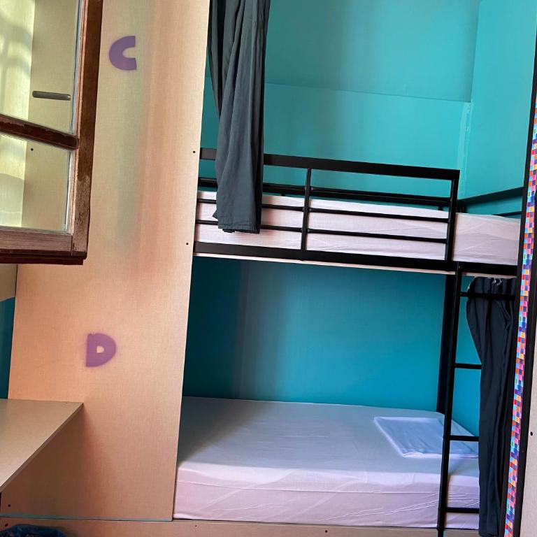 Hostel Center Madrid - Bed in 4-Bed Female Dormitory Room - 1