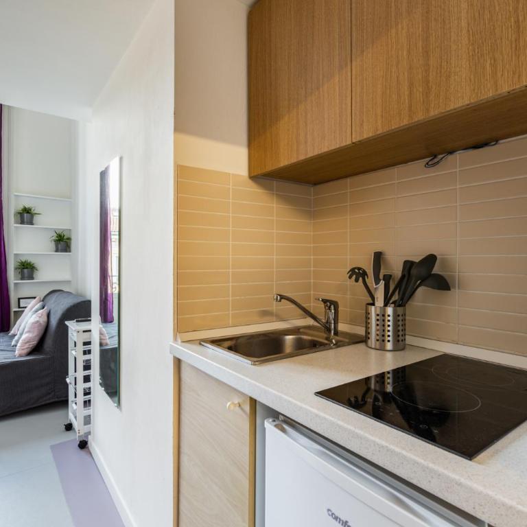 GuestHost - Central Studio APTS Milano-Corso Magenta - Monolocale con Balcone - 6