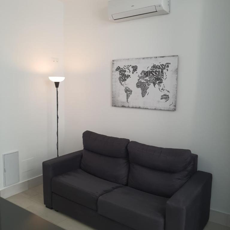 PISO ESTUPENDO a 3 min de la ESTACION DE TREN AVE y BUS - One-Bedroom Apartment - 8