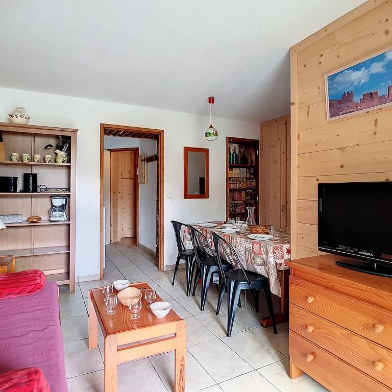 Appartement cosy au pied des pistes avec balcon, 6 pers - FR-1-344-767 - Apartment - 1