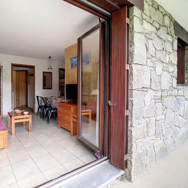 Appartement cosy au pied des pistes avec balcon, 6 pers - FR-1-344-767 - Apartment - 12