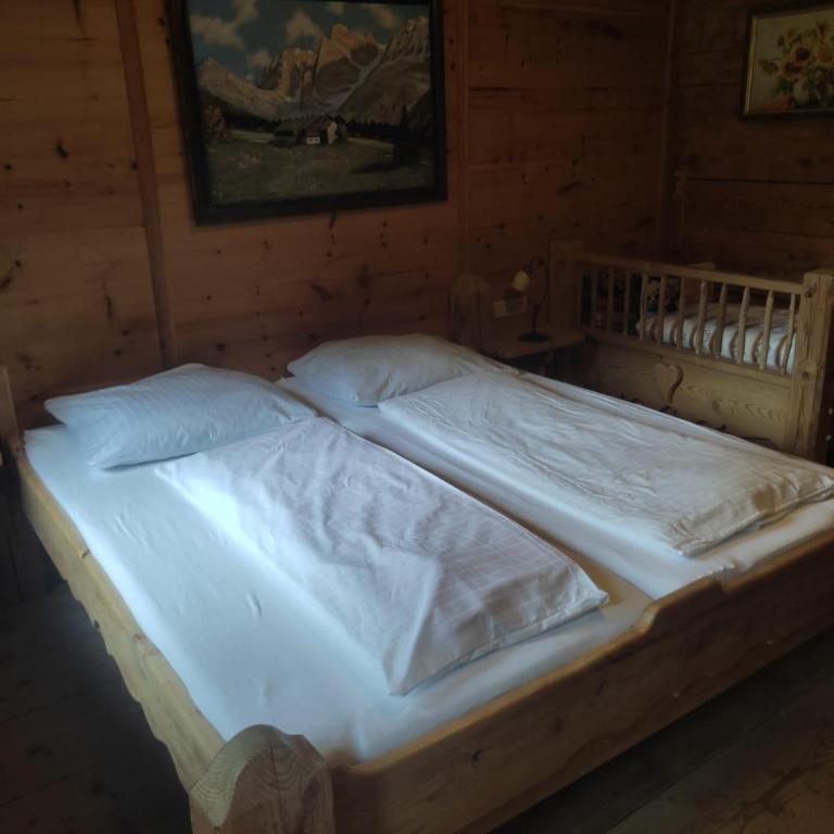 Ferienhaus Gaishütte - Dreibettzimmer mit Bergblick - 3