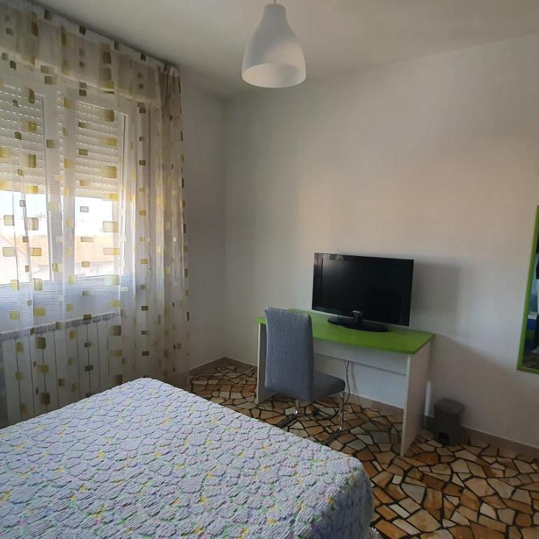 Hope Apartment - Standard Double Room with Shared Bathroom - 4