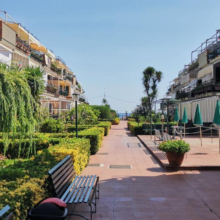 Sea Garden, fronte mare con piscina - Appartamento con 2 Camere da Letto - 22