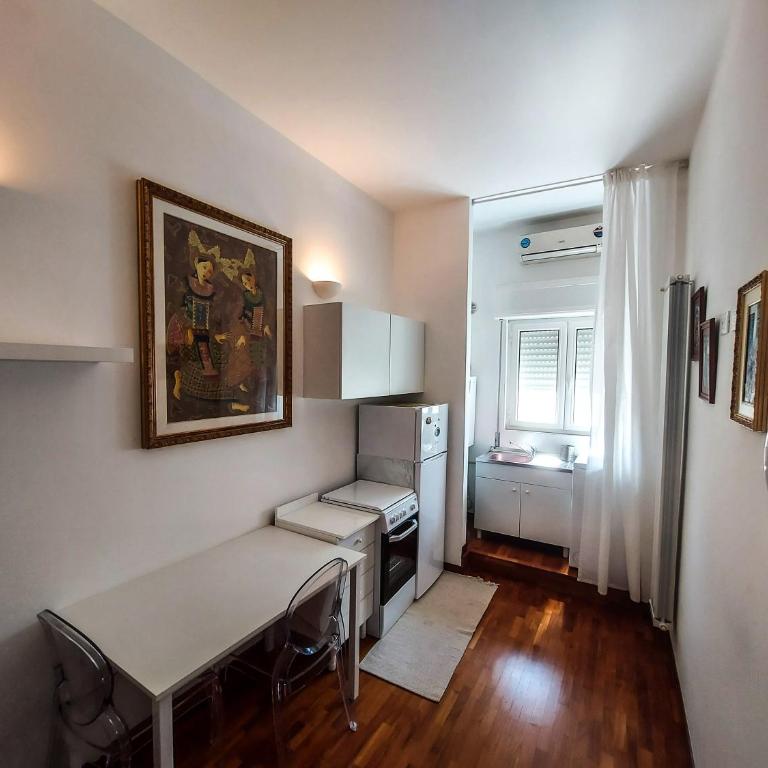 Casa Flora - Apartment with Balcony - 30