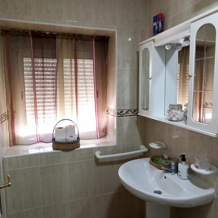 Casa Arte Luz Cazorla - Two-Bedroom House - 11