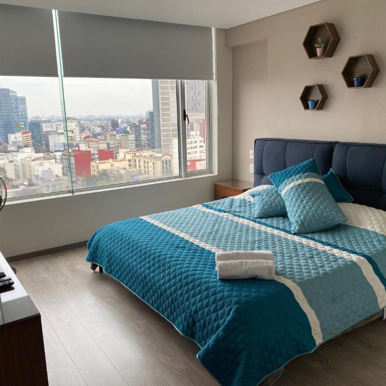 WTC Suites - Double Room with Private Bathroom - 5