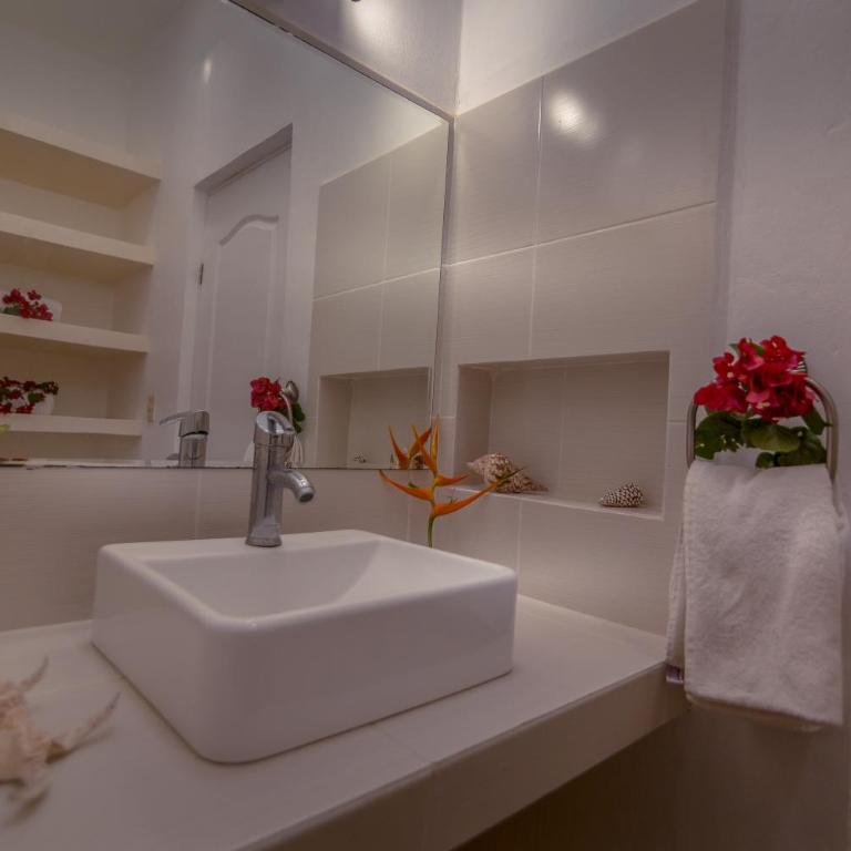 Azcapri Villa Boutique & Spa - Superior Quadruple Room - 14