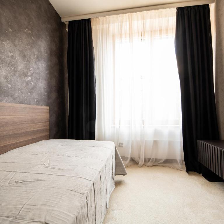 Aparthotel Woodside by Anaya - Two-Bedroom Apartment - 10