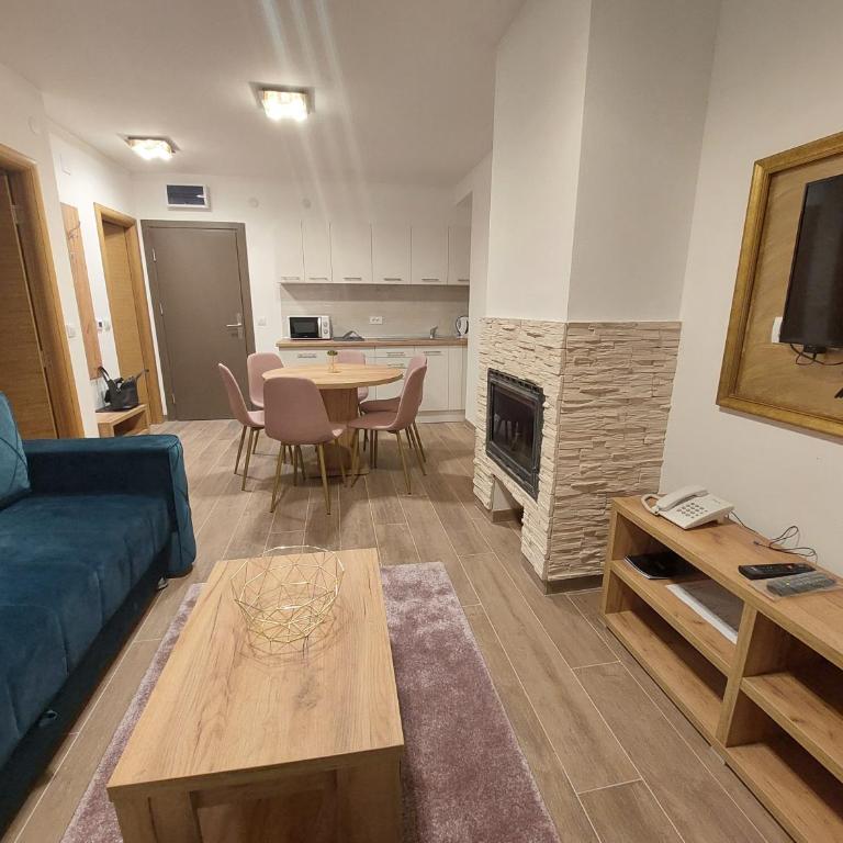 KATARINA - Lux two bedroom apartment in ski resort Kopaonik - Apartman sa 2 Spavaće Sobe - 1
