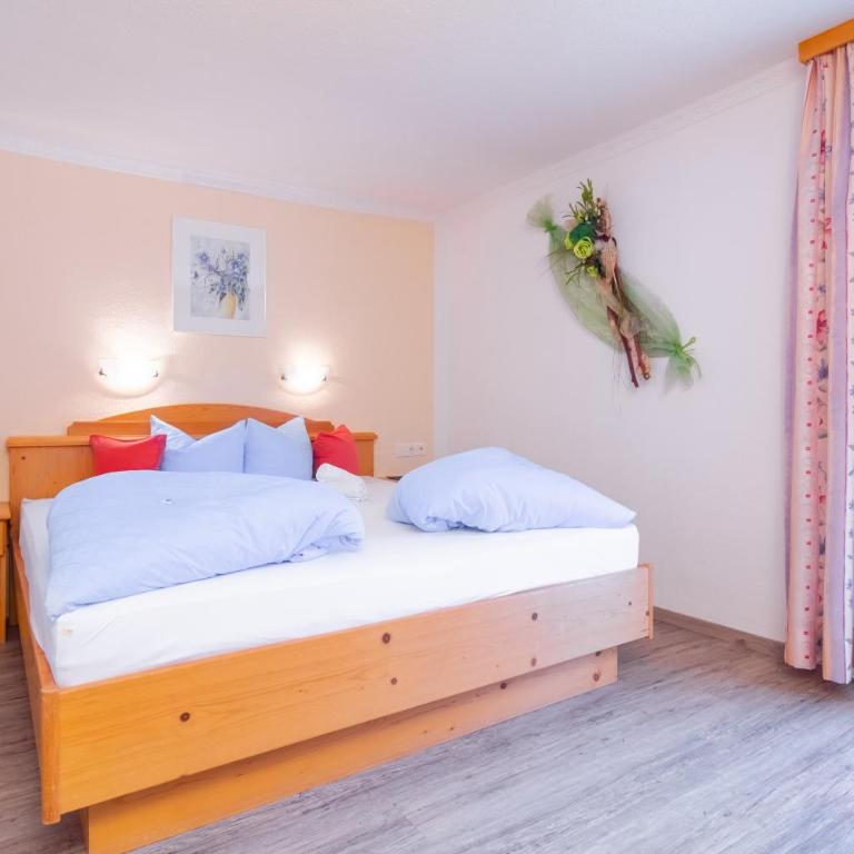 Alpenpension Elferblick- Zimmer- Appartements- Wellness - Apartment mit 1 Schlafzimmer und Balkon - 3