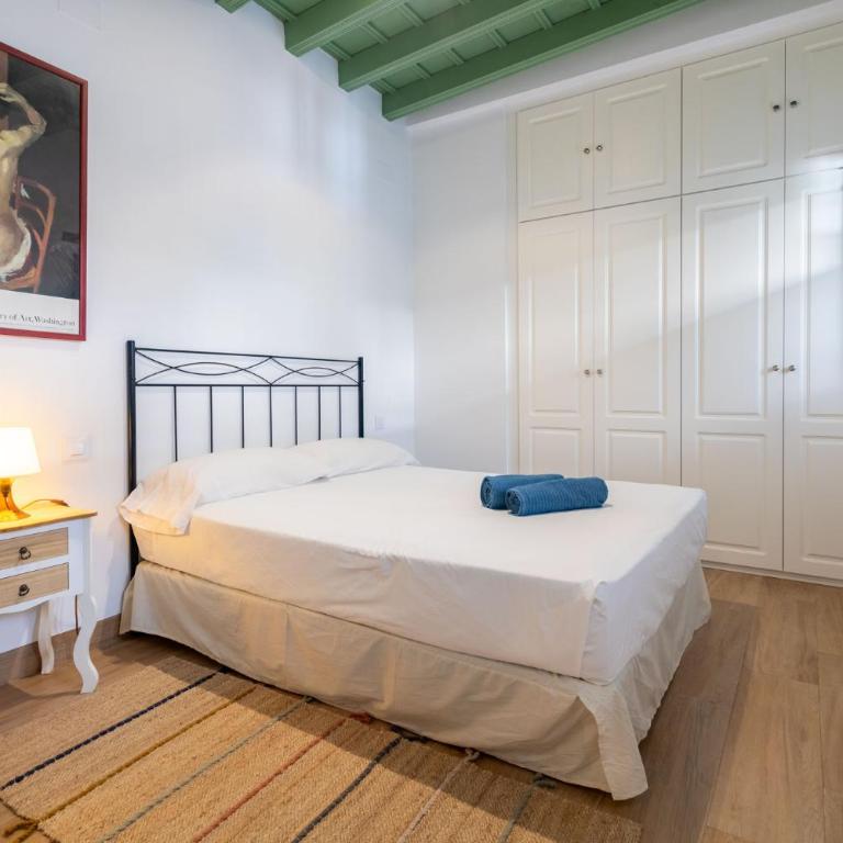 Charming apartment at La Alameda Seville City Center by OCityzen - One-Bedroom Apartment - 14