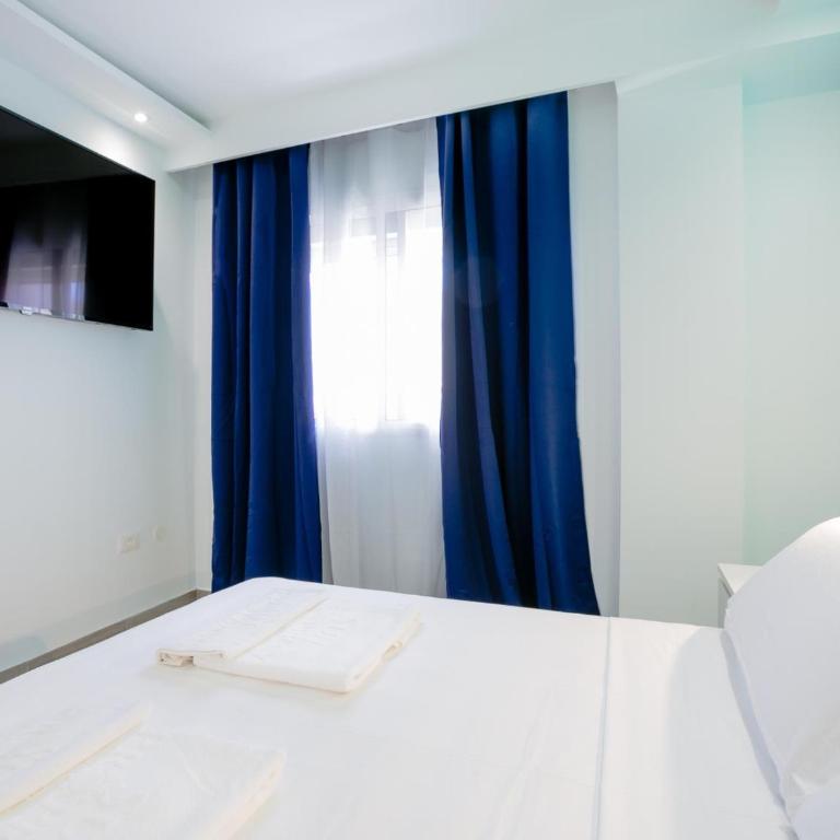 CONYPRA Modern and Renovated with Terrace WIFI - Apartamento - 3