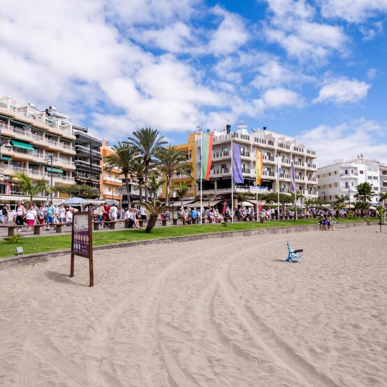 CONYPRA Modern and Renovated with Terrace WIFI - Apartamento - 27