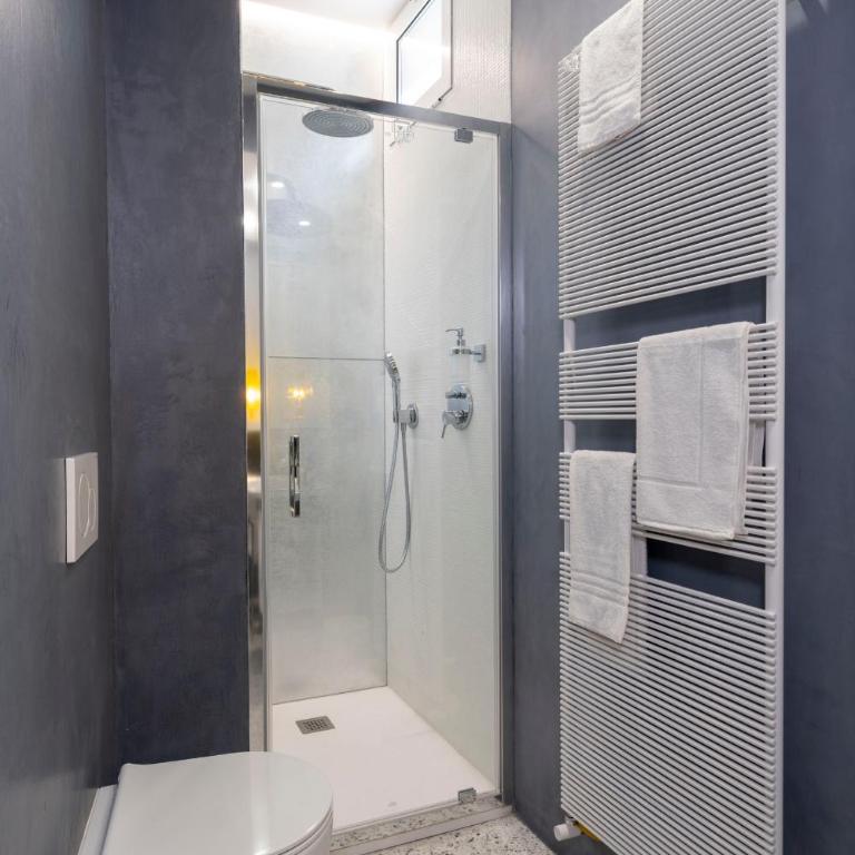 Mocenigo Grand Canal Luxury Suites - Studio with Garden View - 9