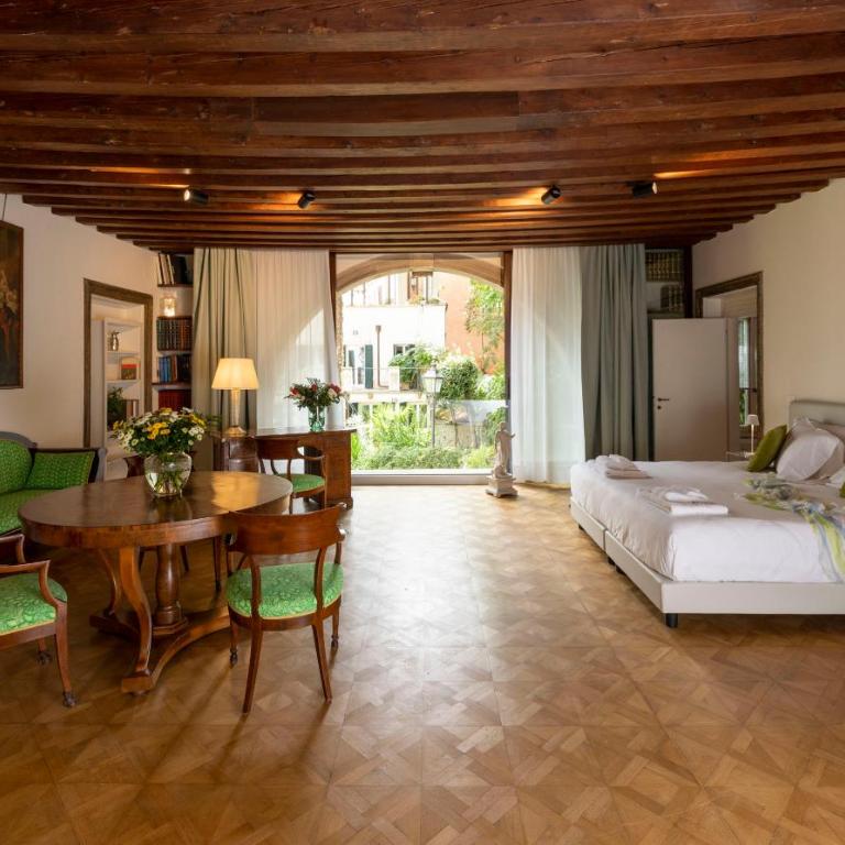 Mocenigo Grand Canal Luxury Suites - Apartment with Garden View - 13