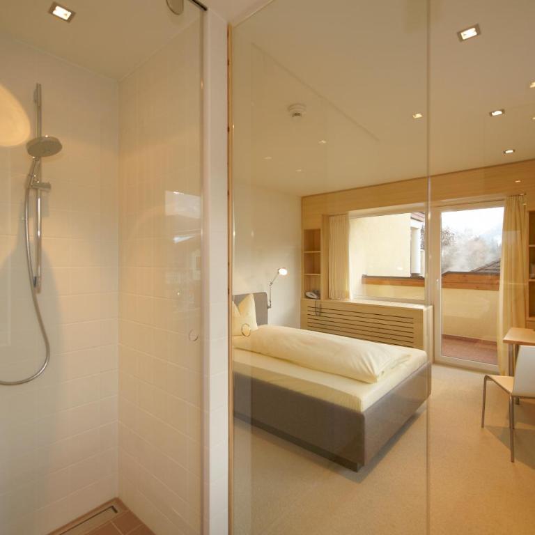 Superior Hotel Alpenhof - Zimmer mit Queensize-Bett - 1