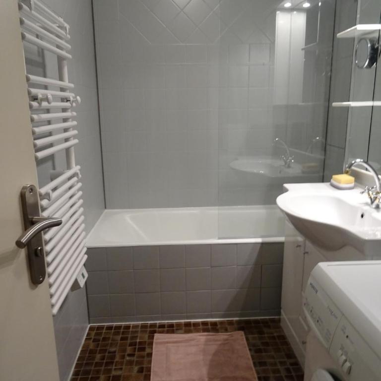 EMBRUN Superbe appartement classé 3 étoiles tout équipé avec vue sur montagnes - Appartement 1 Chambre - 7