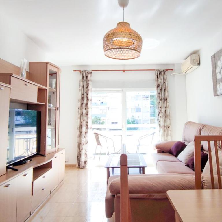 Nice Home Family - Alojamientos La Torre - Three-Bedroom Apartment - 7
