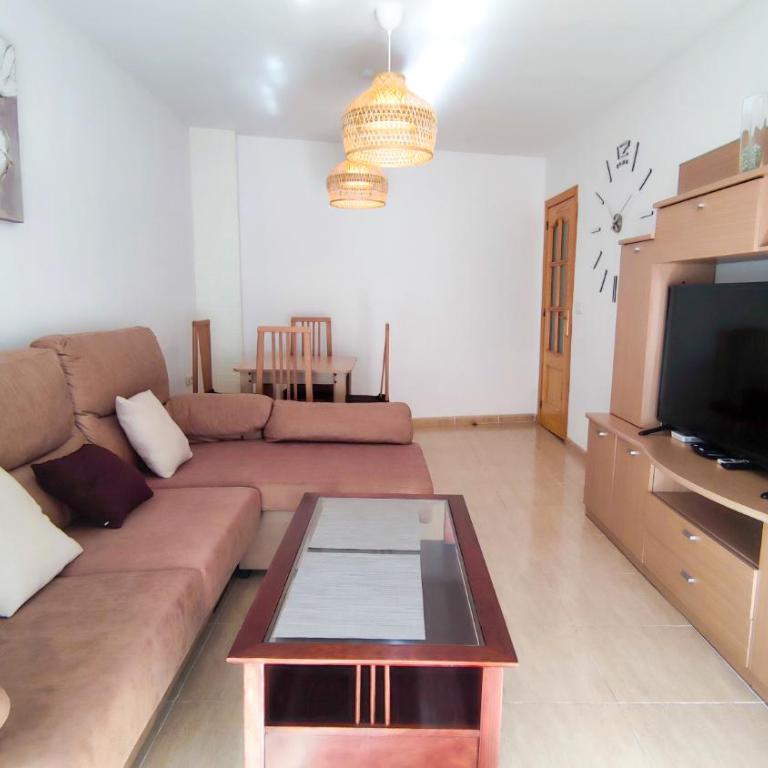 Nice Home Family - Alojamientos La Torre - Three-Bedroom Apartment - 14
