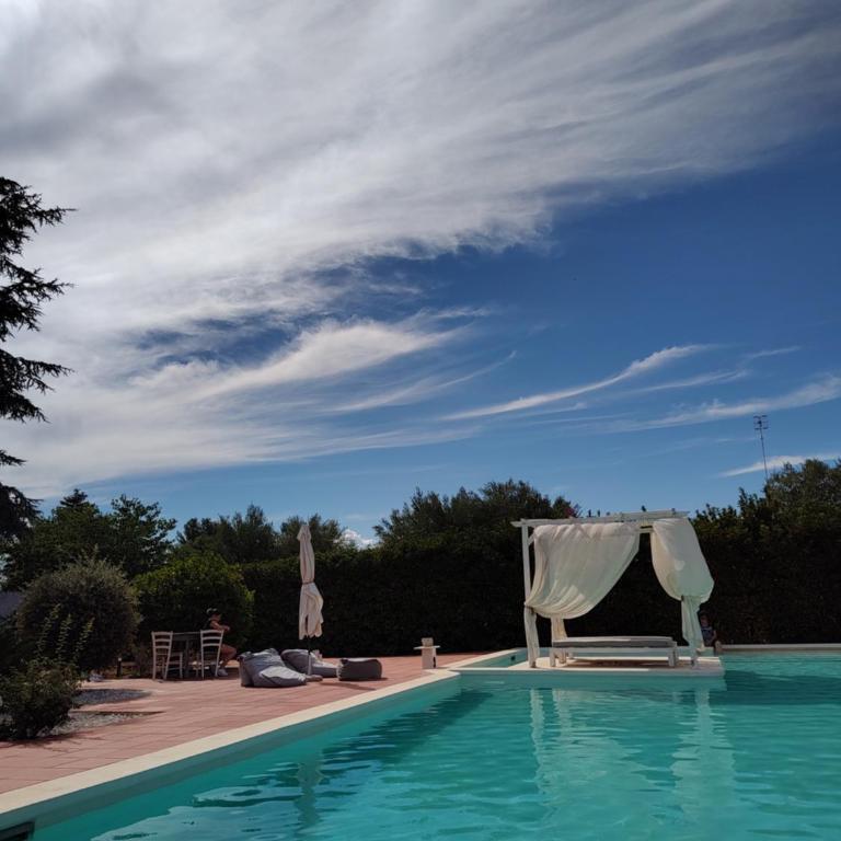 Villa con piscina mozzafiato, giardino e barbecue - Villa - 14